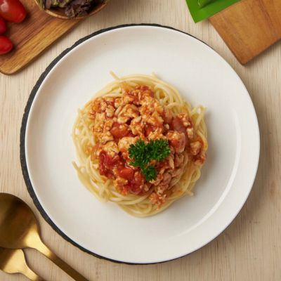 Spaghetti Bolognese with Minced Chicken